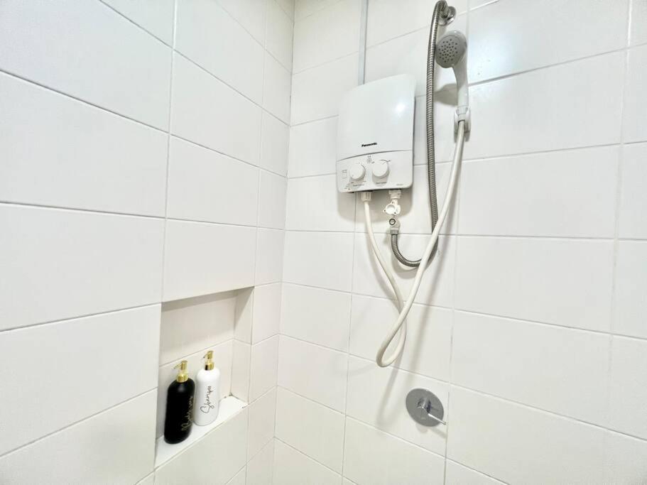 T3 1-10 Pax Trefoil 2Room Setia Alam Cozy Home Wifi Tv エクステリア 写真